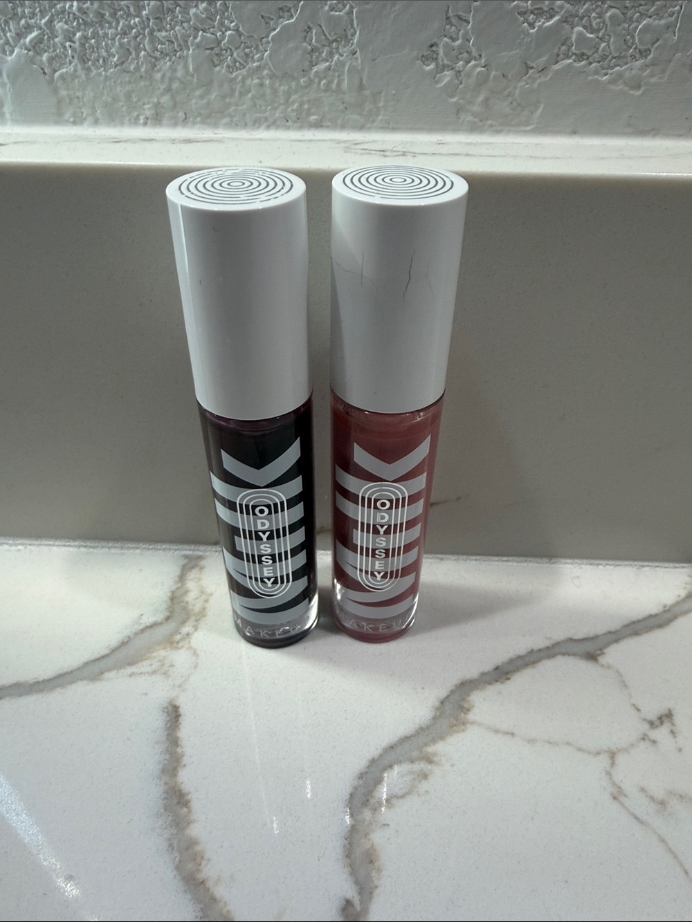 Set of 2 Milk lip oil gloss : wander and voyage